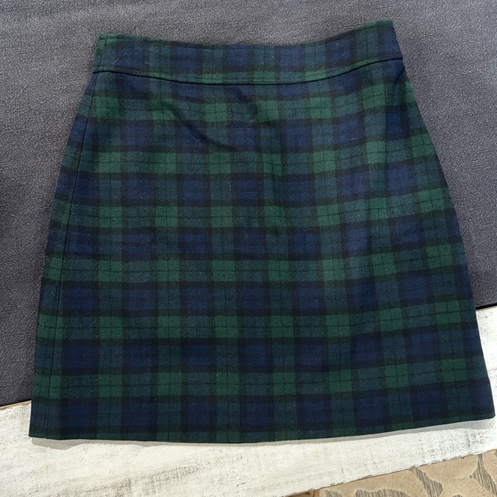 J. Crew new with tags plaid skirt size 4